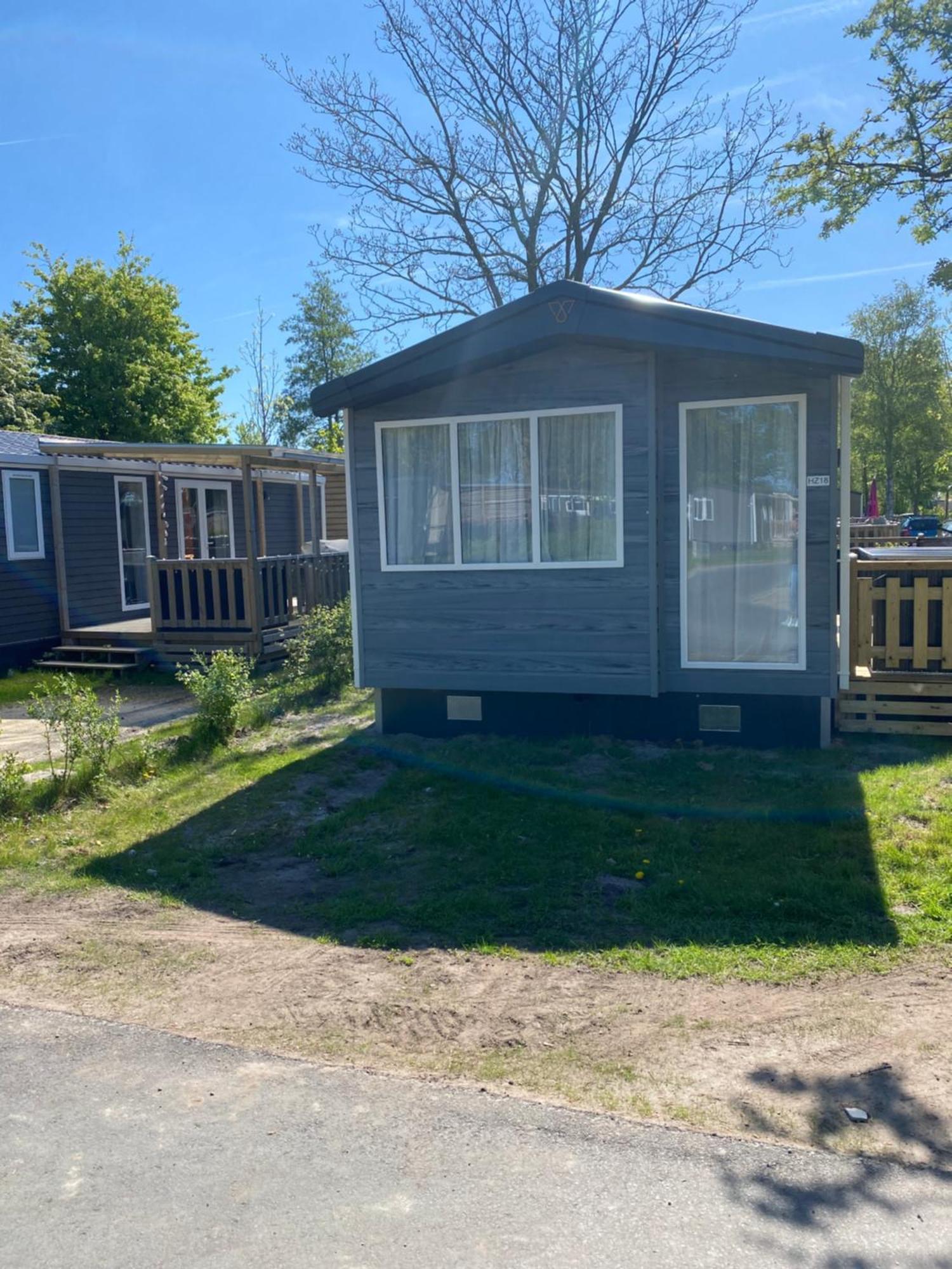 4 Persoons Chalet Hz 21 Lauwersoog Eksteriør bilde